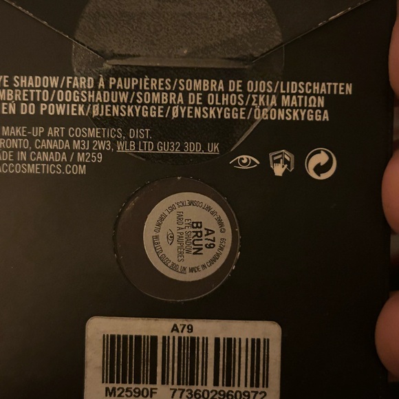 NIB MAC pro eyeshadow refill pan - Picture 2 of 3